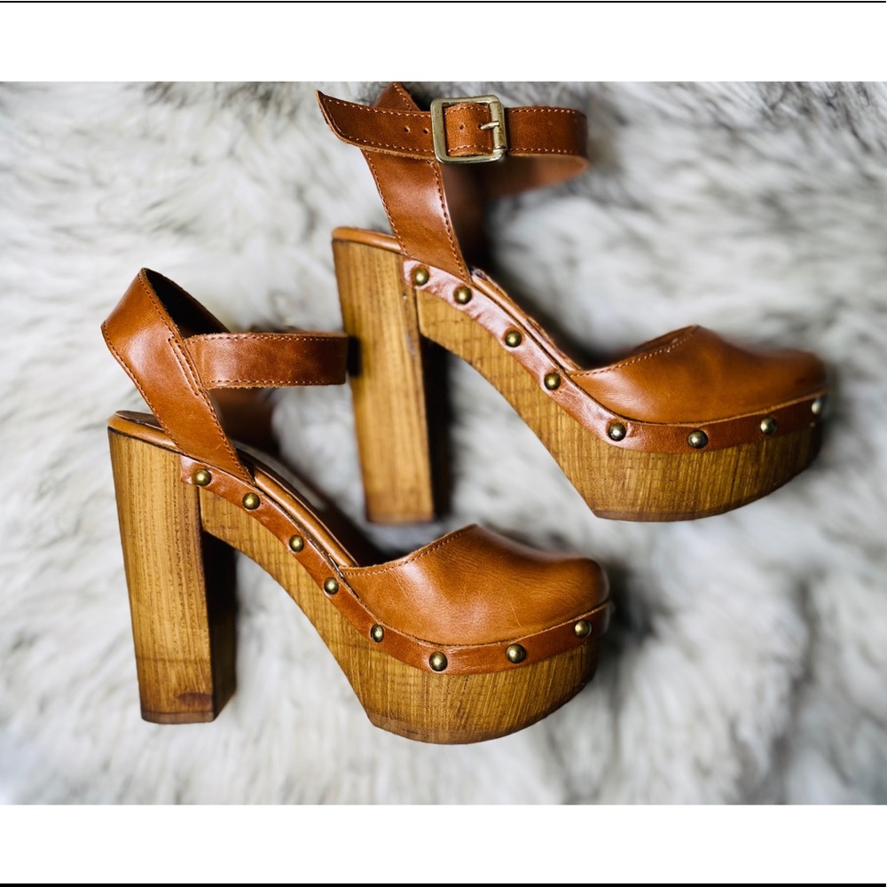 STEVE MADDEN WOMAN HEELS